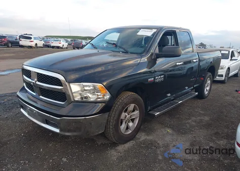 2018 Ram 1500 Slt 4X2 6'4 Box z USA, uszkodzony, nr VIN 1C6RR6GT7JS114350